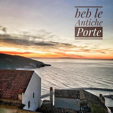 Le Antiche Porte Peschici Buitenkant foto