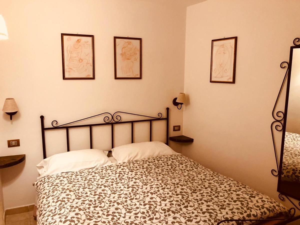 Le Antiche Porte Peschici Buitenkant foto