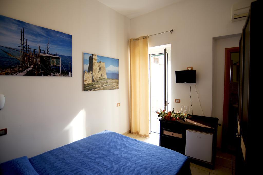 Le Antiche Porte Peschici Buitenkant foto